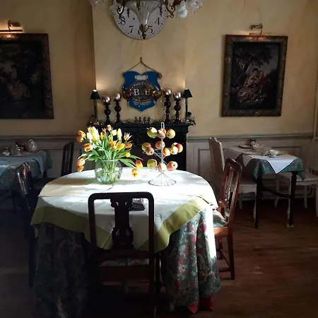 - Ptits Déj Gourmands Proposés 4* Chimay