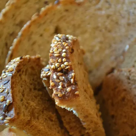 - Ptits Déj Gourmands Proposés 4*